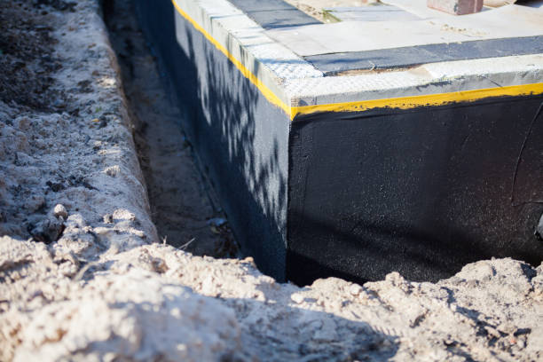 Professional Wet Basement Repair technician working in Vernon Hills, IL
